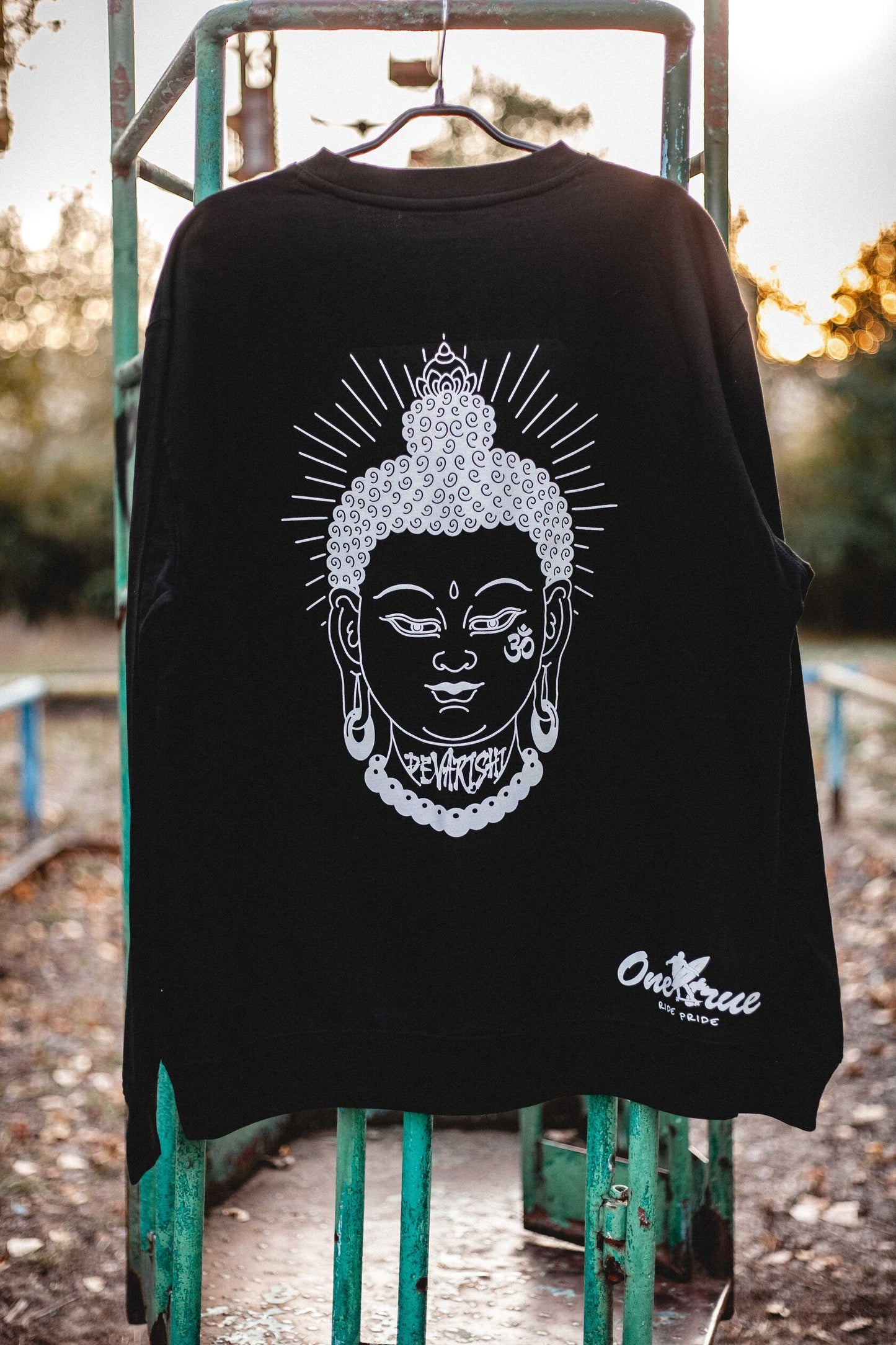 DEVARISHI SWEATSHIRT