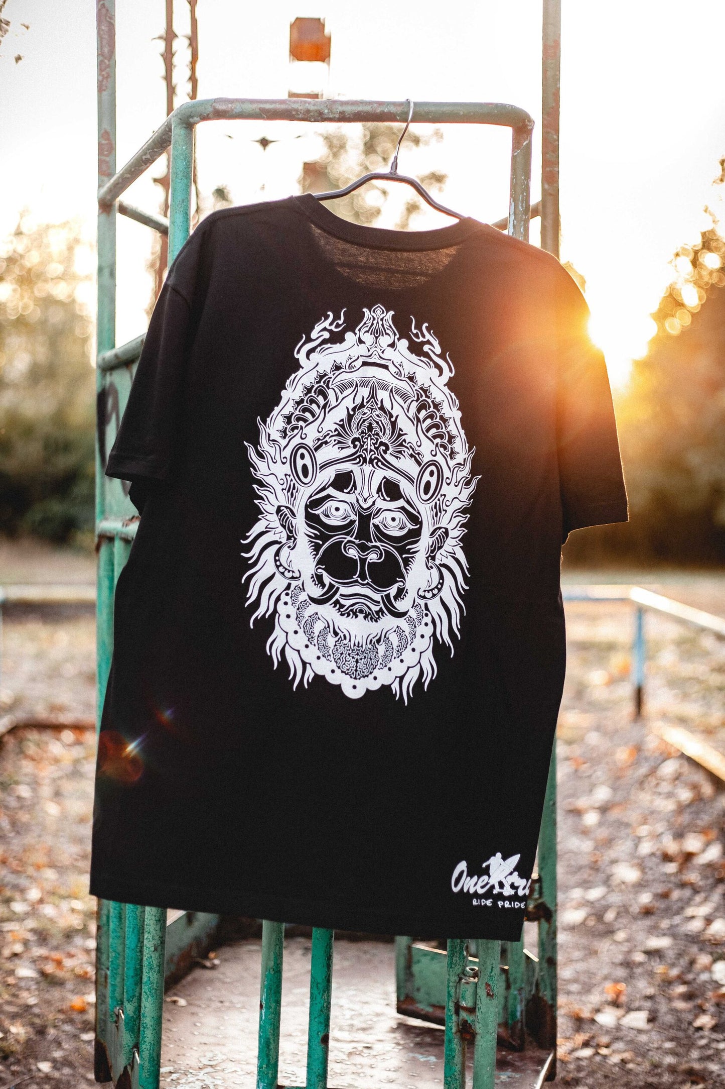 HANUMONKEY T-SHIRT